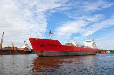 青島至荷蘭哈勒姆 跨海電商物流的橋梁與貨代服務(wù)解析